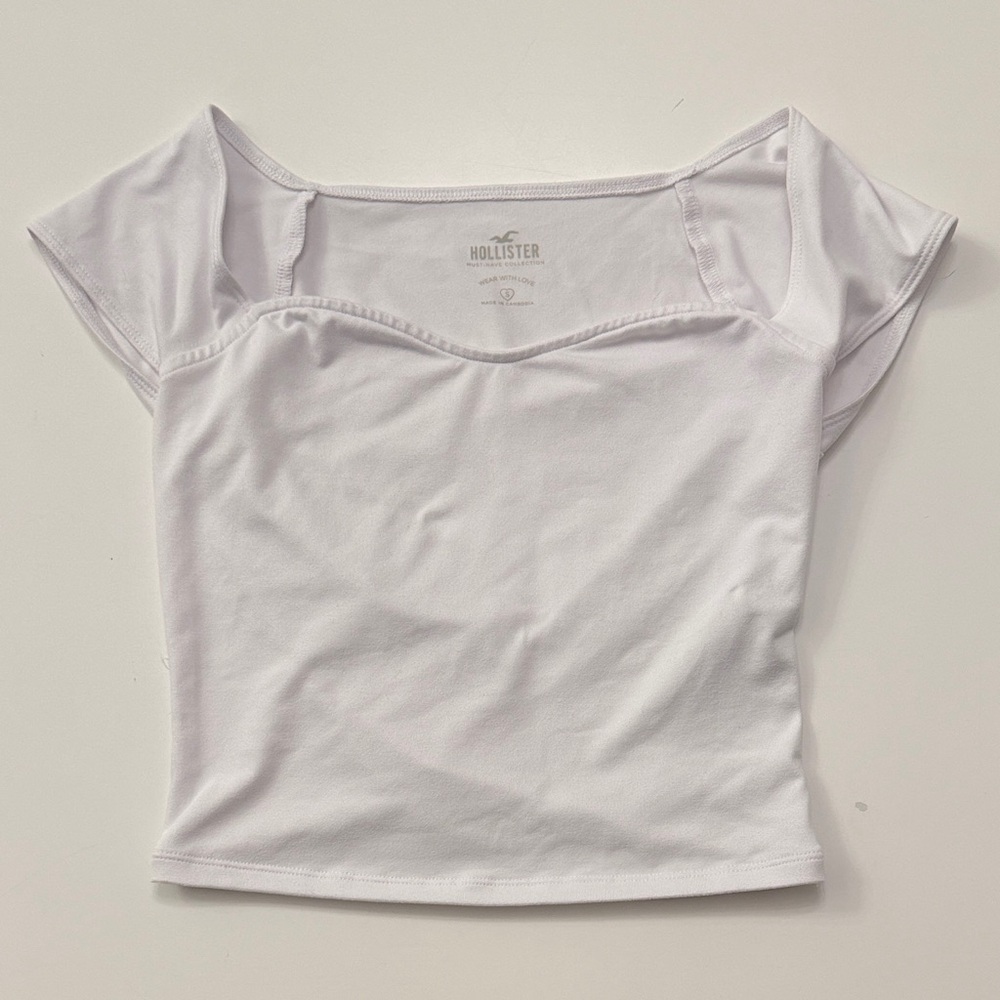 Hollister Must Have Sweetheart Neck Stretch Crop Top